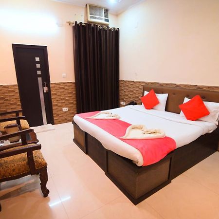 Taraji Resort Ayodhya Екстериор снимка