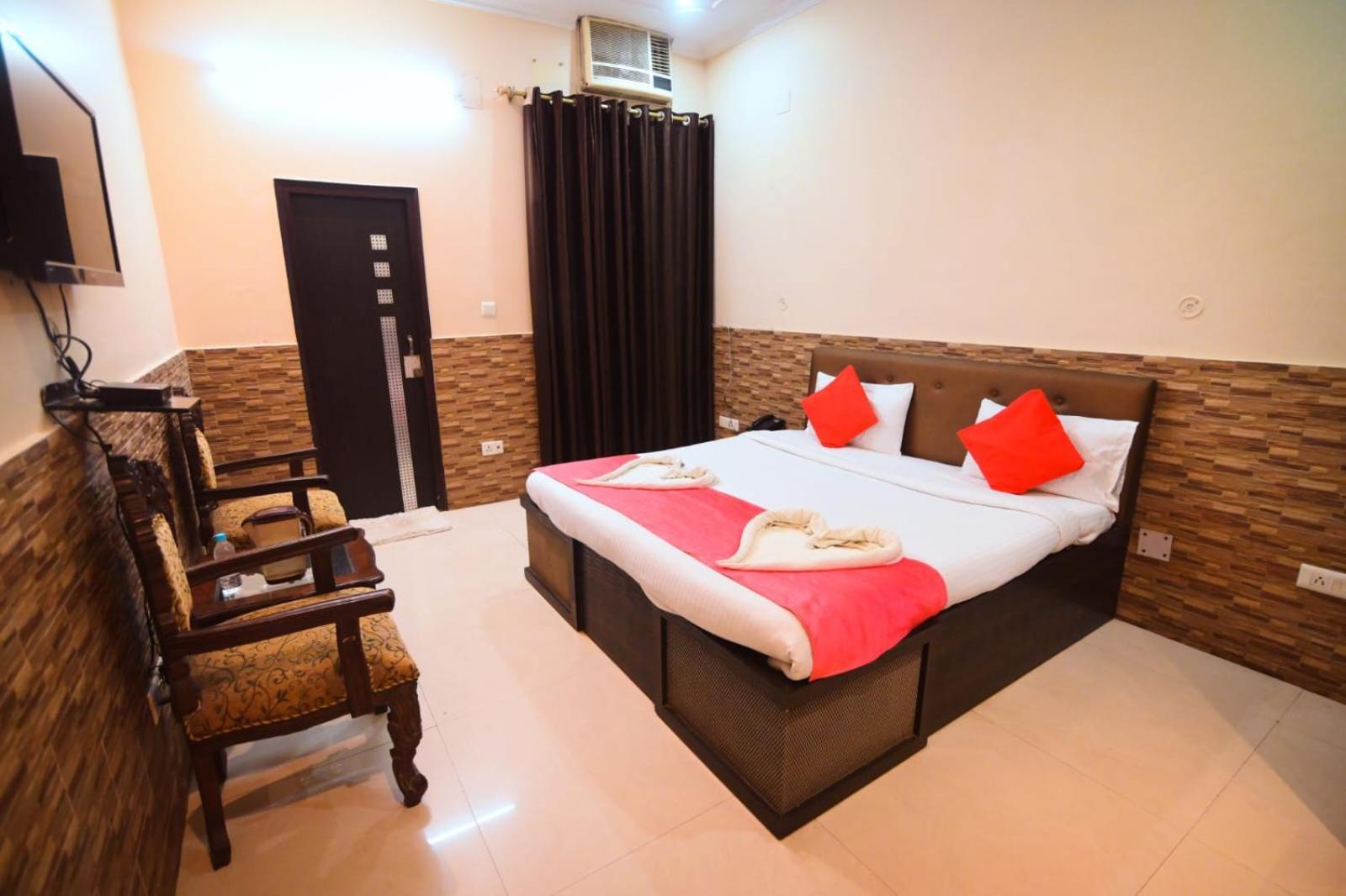 Taraji Resort Ayodhya Екстериор снимка